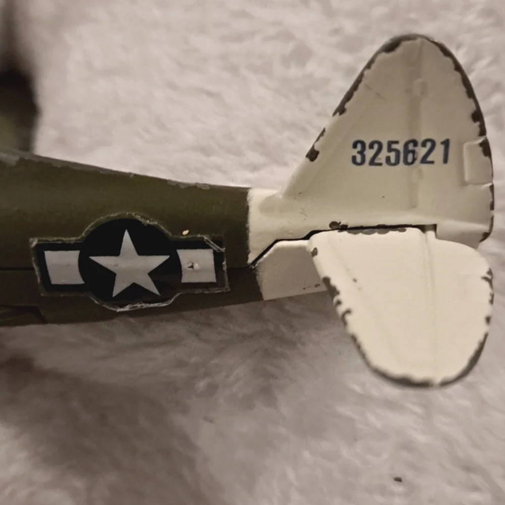 🪖 Vintage P-47D Diecast Road Champs Thunder Jug Metal Military Aircraft - Picture 10 of 11
